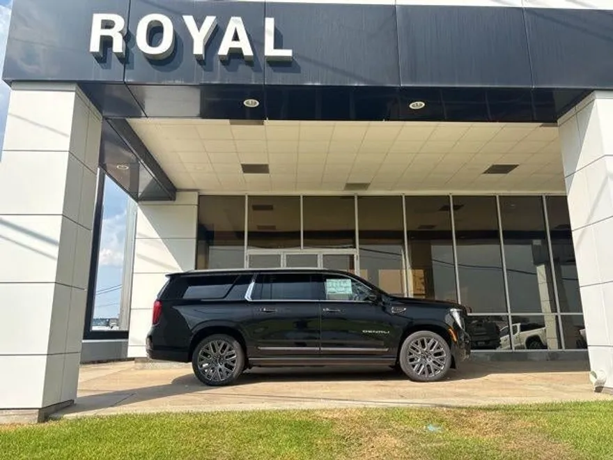 2026 Gmc Yukon XL Denali Ultimate photo 1