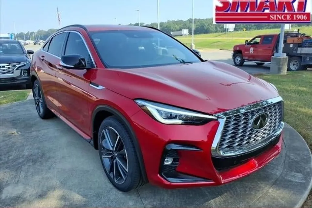 2023 Infiniti QX55 Essential photo 1