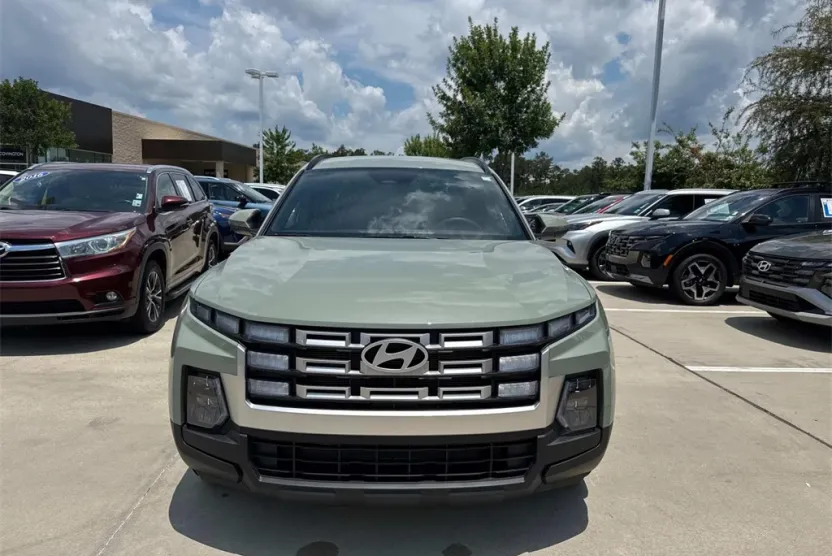 2025 Hyundai Santa Cruz SEL photo 1