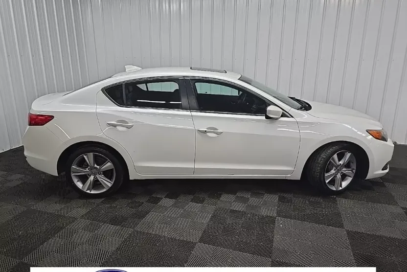2015 Acura ILX 2.0L photo 1