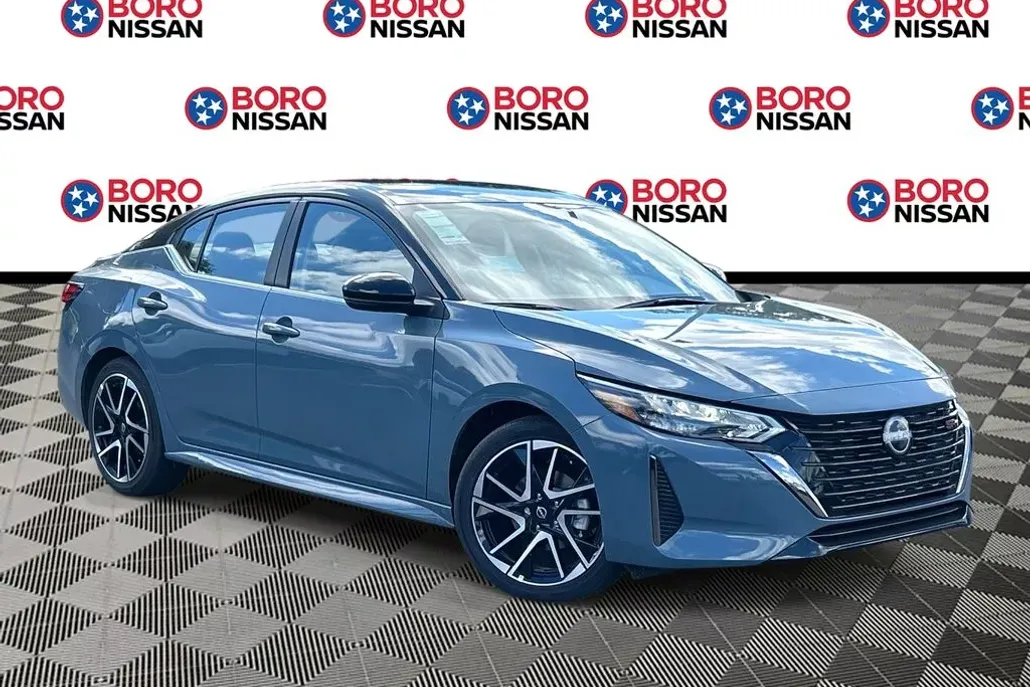 2025 Nissan Sentra SR photo 1