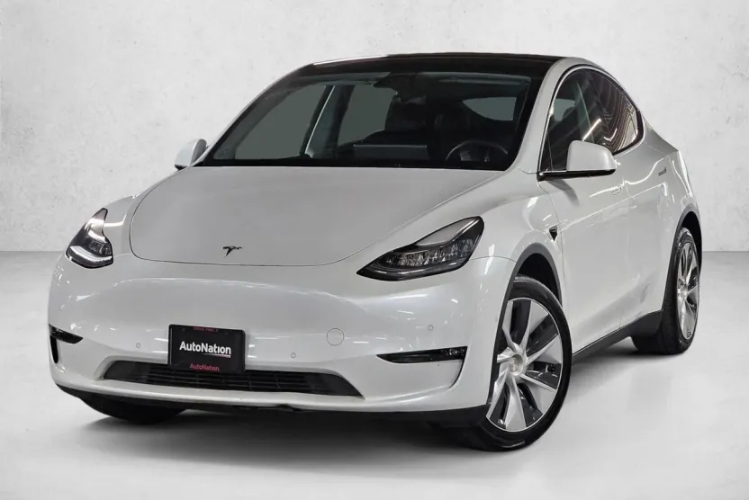 2021 Tesla Model Y Long Range photo 1