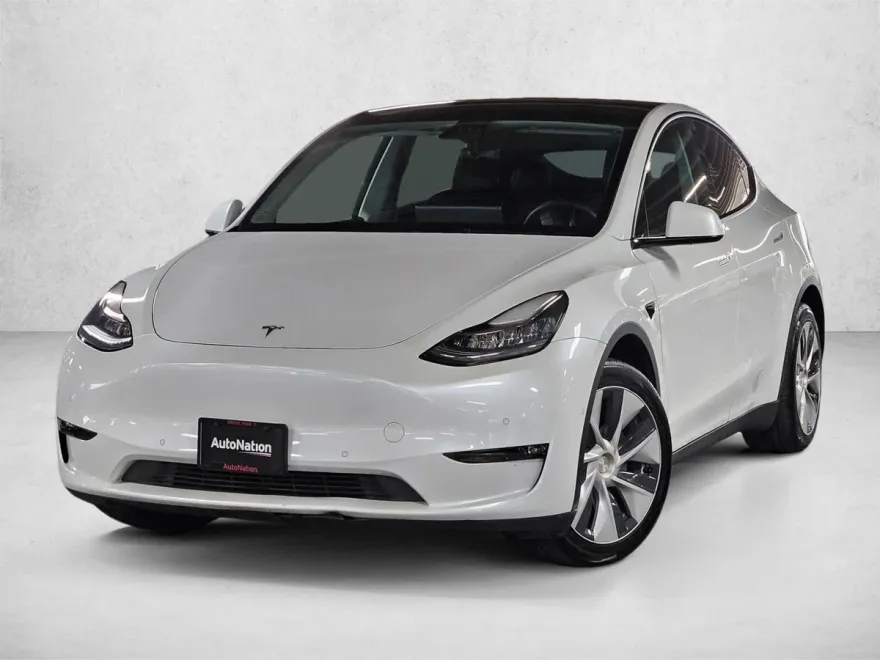 2021 Tesla Model Y Long Range photo 1