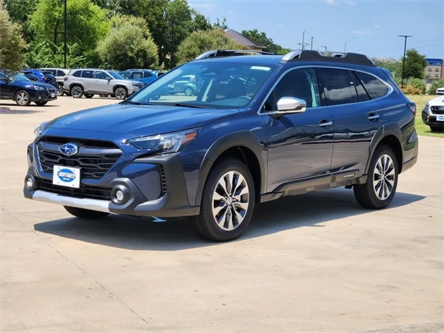 2025 Subaru Outback Touring XT photo 1