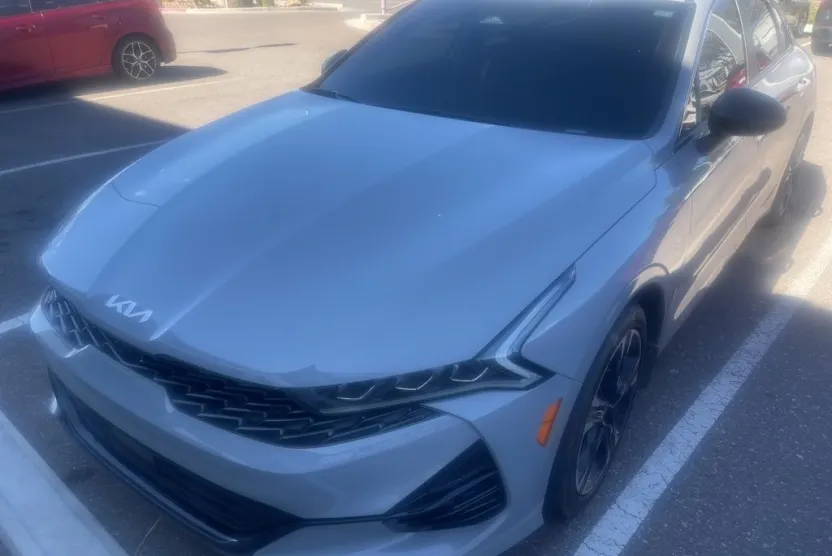 2024 Kia K5 GT-Line photo 1