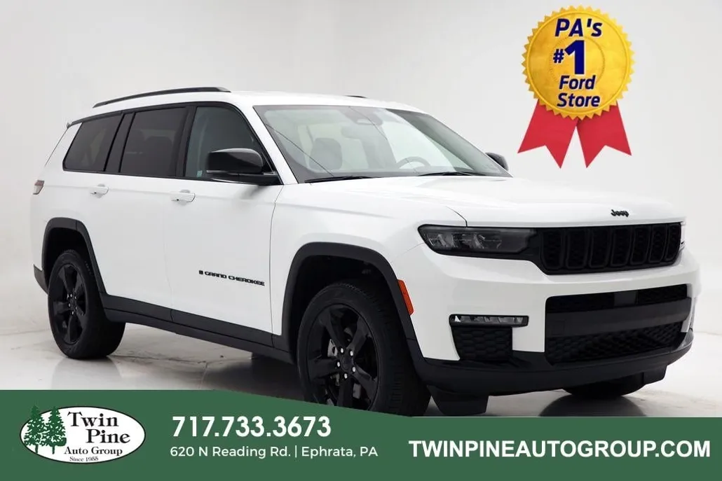 2023 Jeep Grand Cherokee Limited photo 1