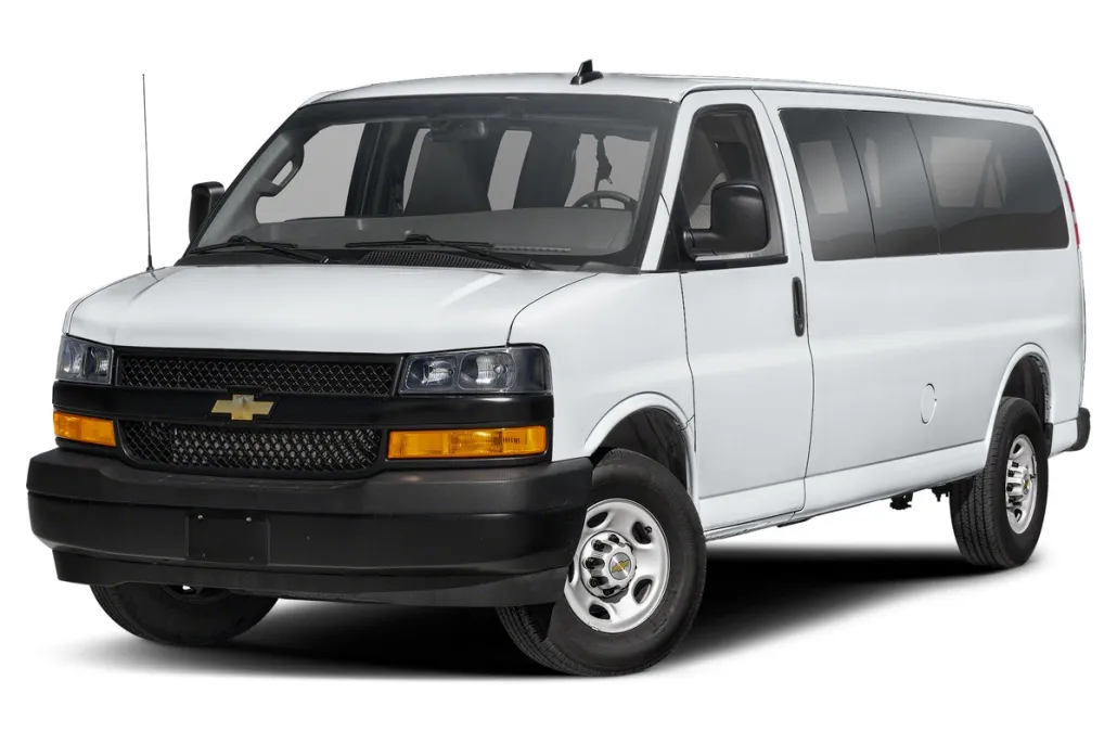 2025 Chevrolet Express Cargo 3500 LS photo 1