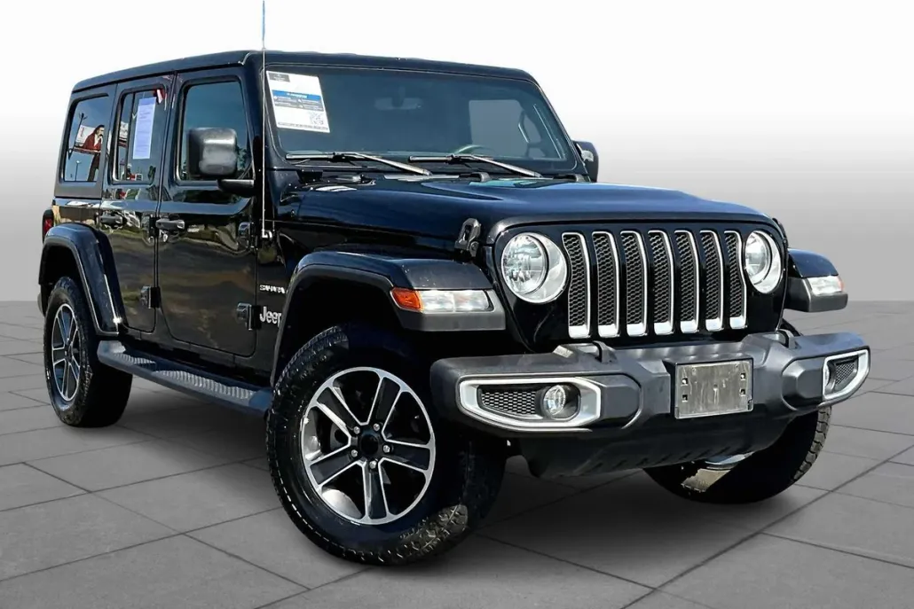 2023 Jeep Wrangler Sahara Sport photo 1