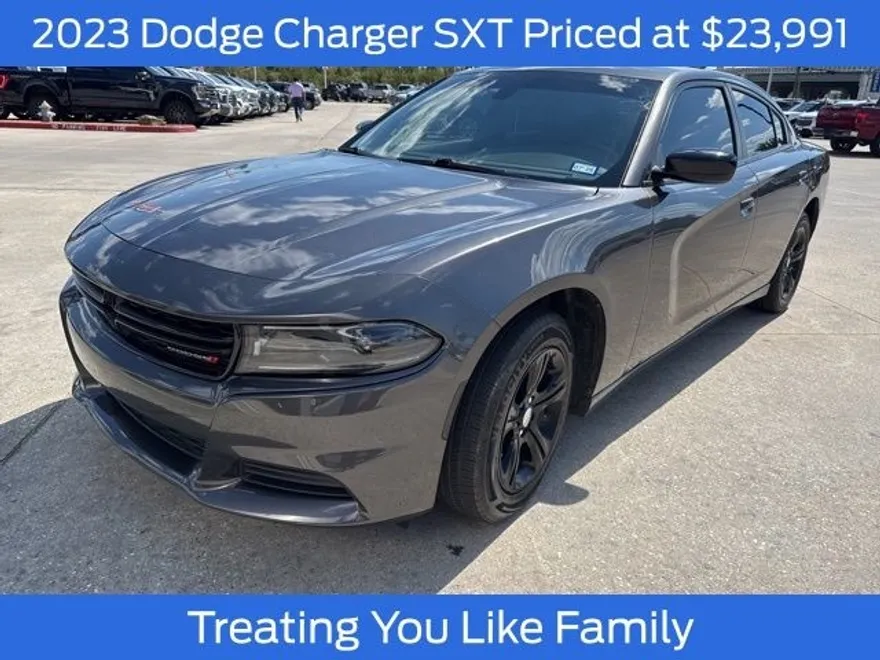 2023 Dodge Charger SXT photo 1