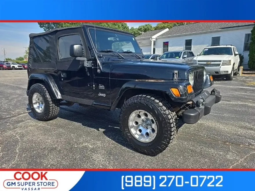 2003 Jeep Wrangler Sahara photo 1