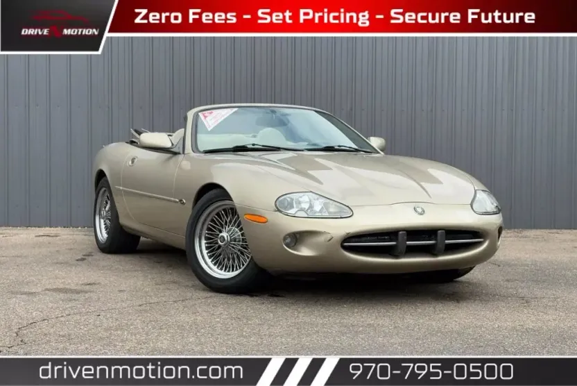1998 Jaguar XK 8 Convertible photo 1