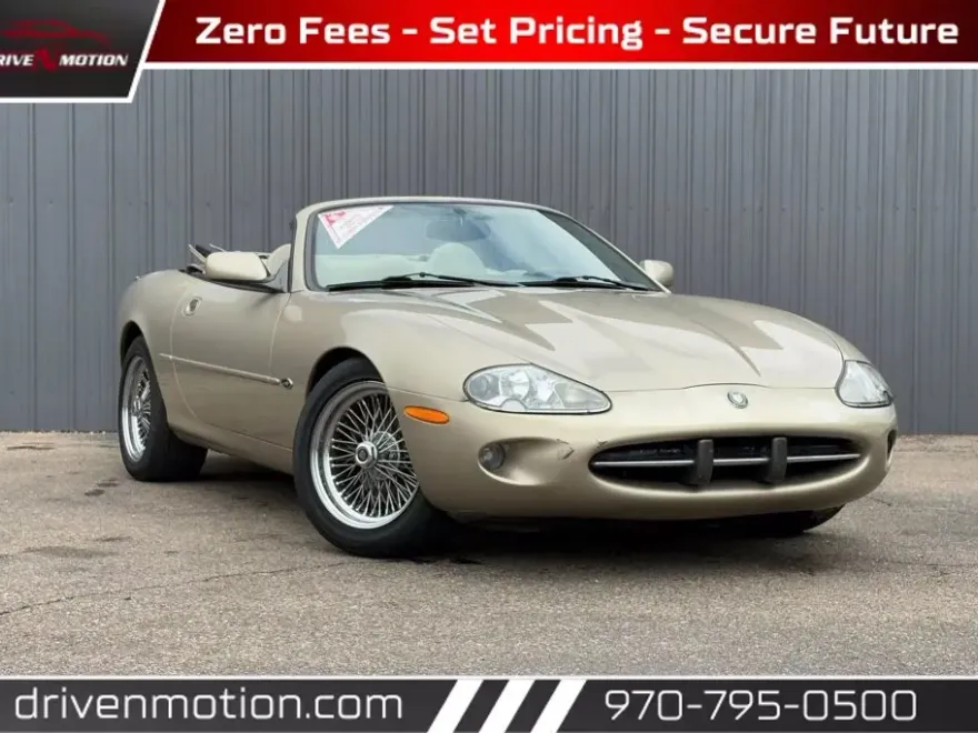 1998 Jaguar XK 8 Convertible photo 1