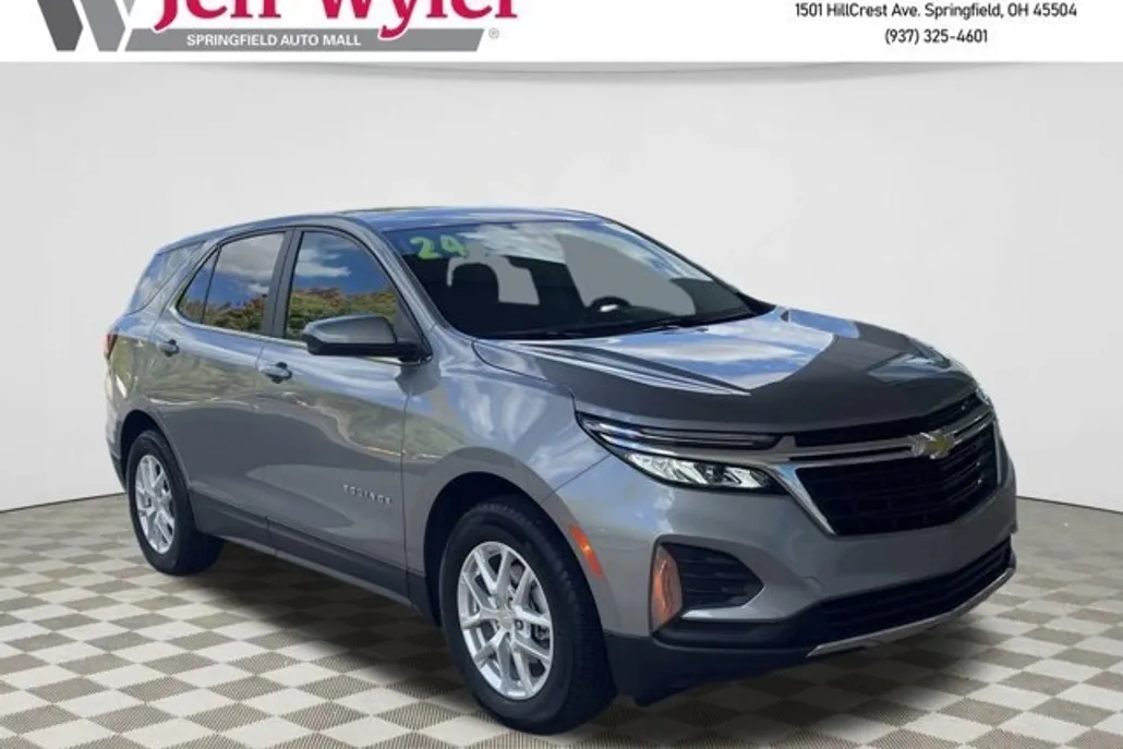 2024 Chevrolet Equinox LT photo 1