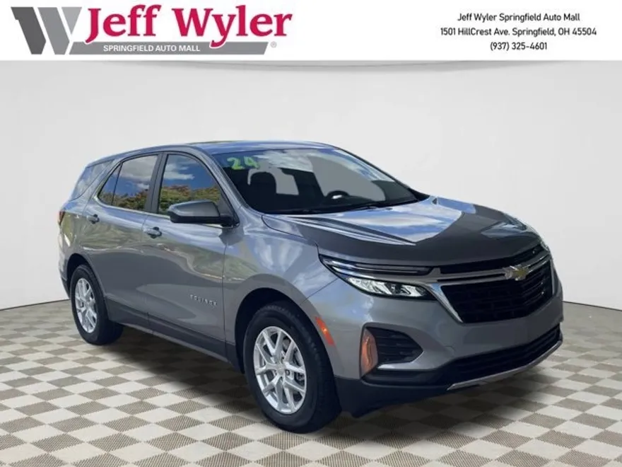 2024 Chevrolet Equinox LT photo 1