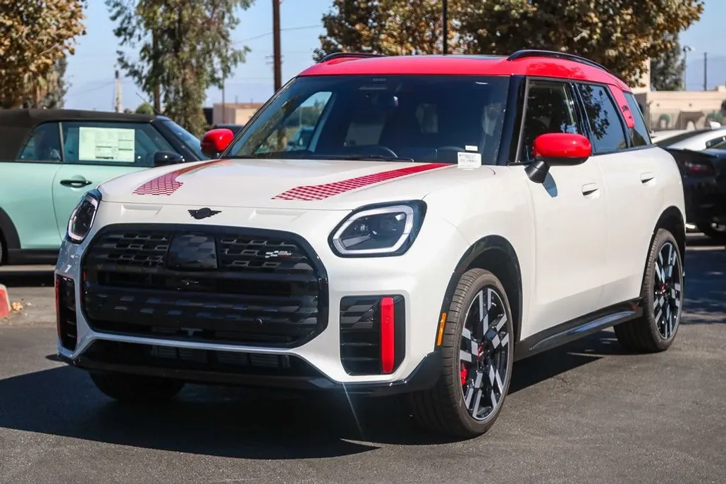 2026 Mini Countryman John Cooper Works ALL4 photo 1