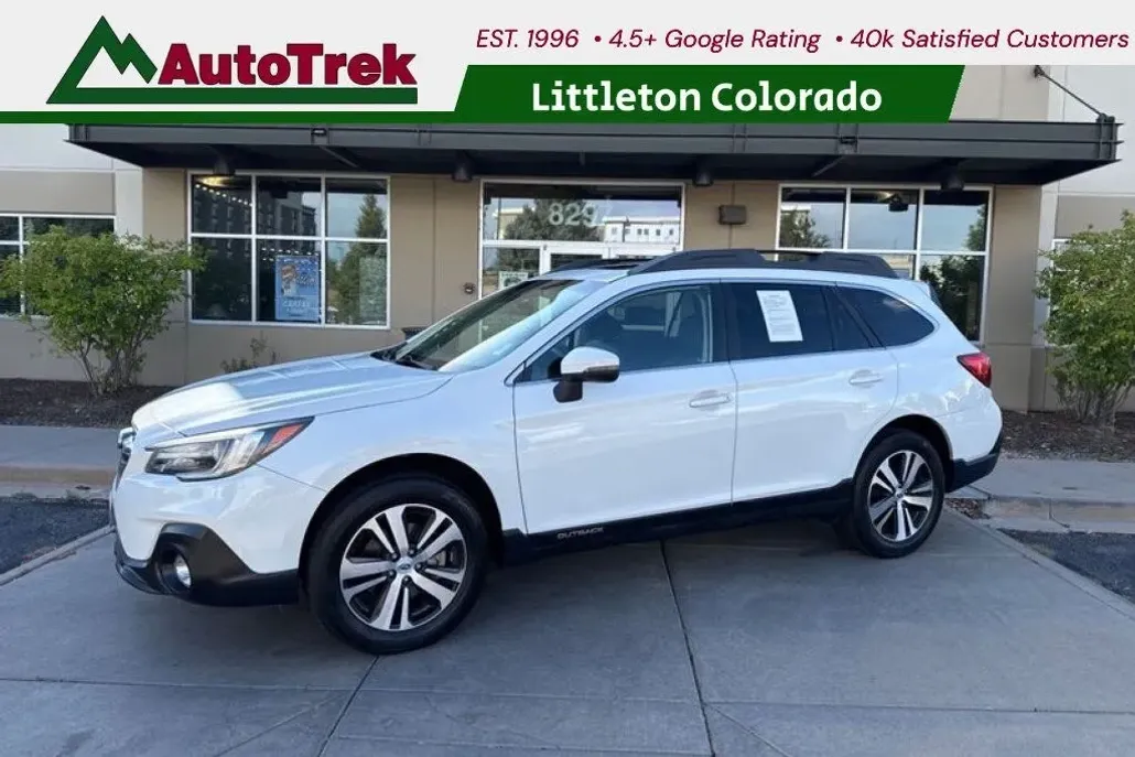 2019 Subaru Outback 2.5i Limited photo 1
