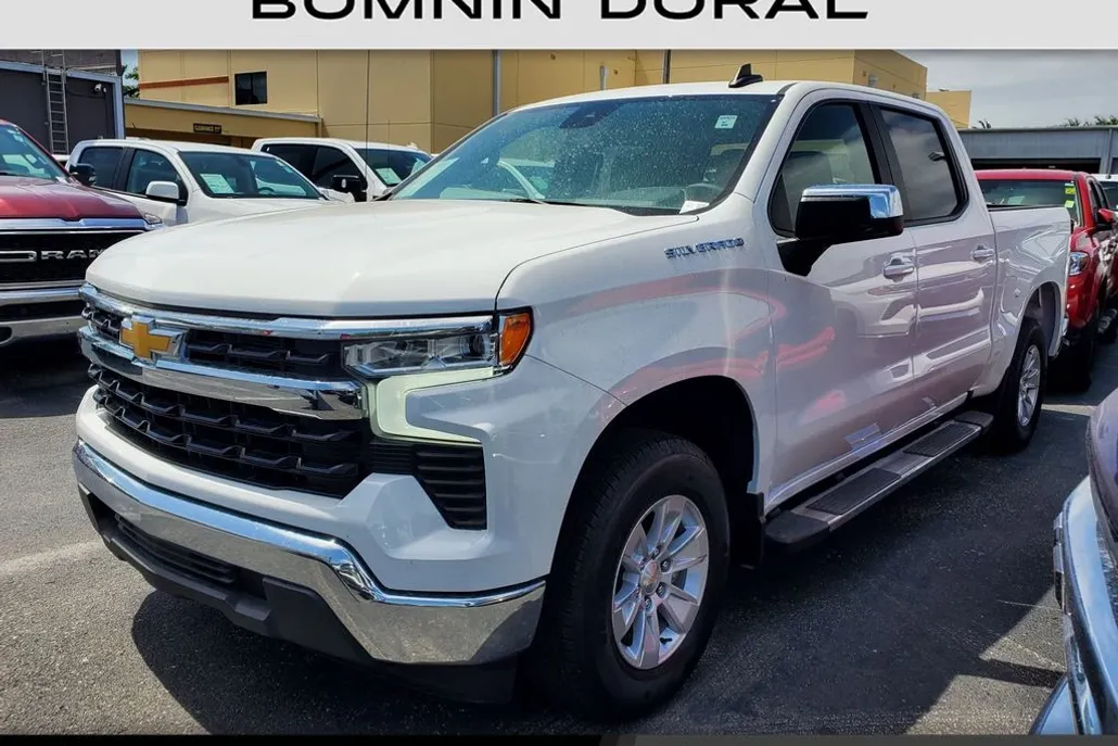 2023 Chevrolet Silverado 1500 LT photo 1