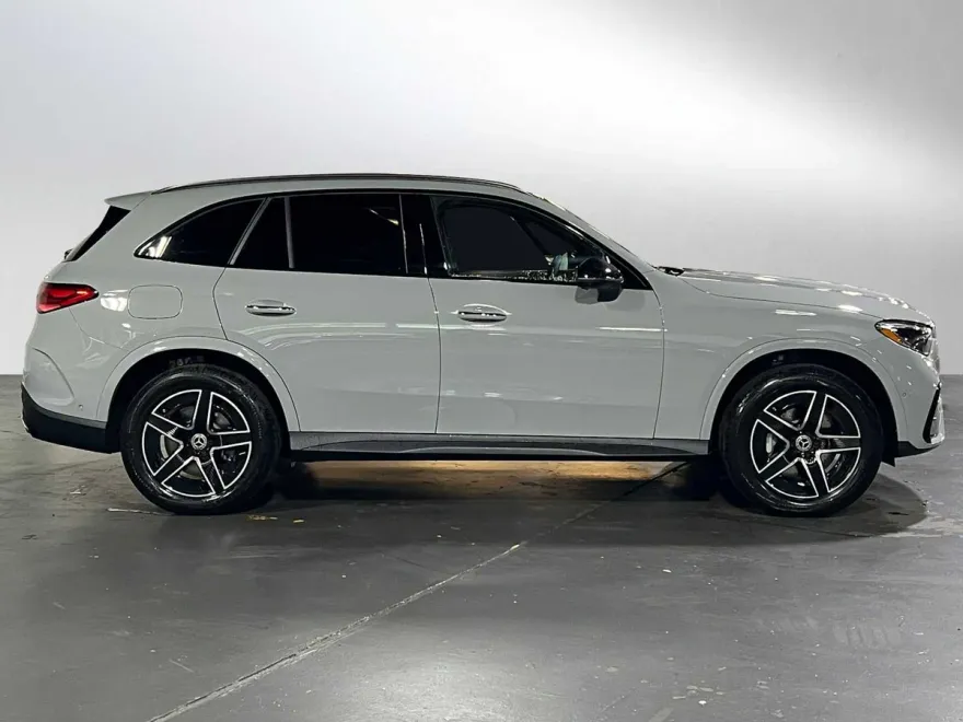 2026 Mercedes Benz GLC 350e 4MATIC photo 1