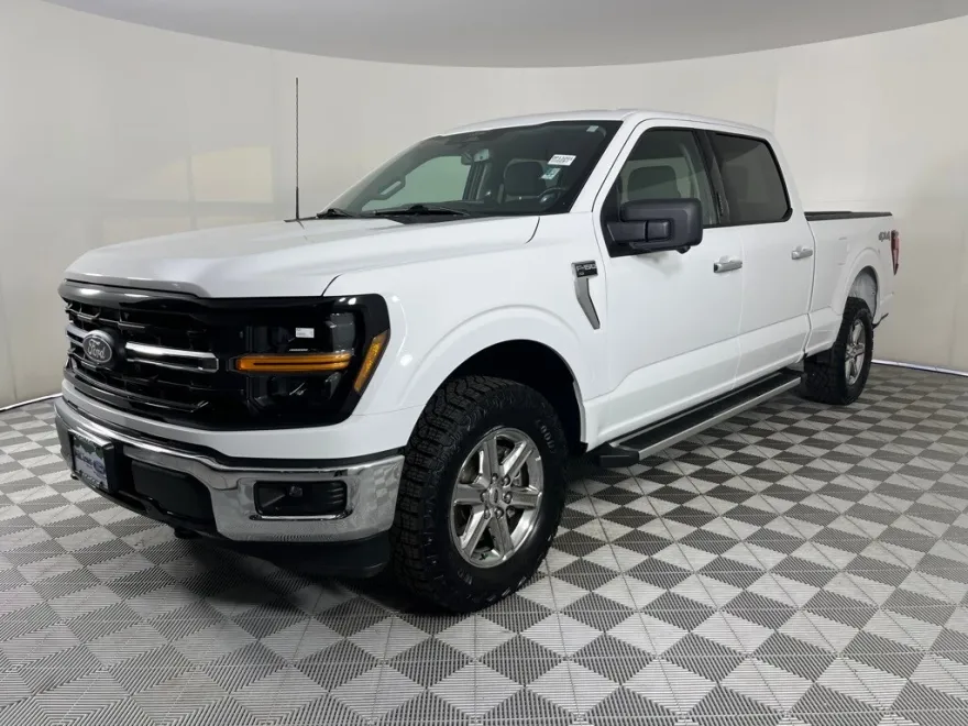 2024 Ford F-150 XLT photo 1