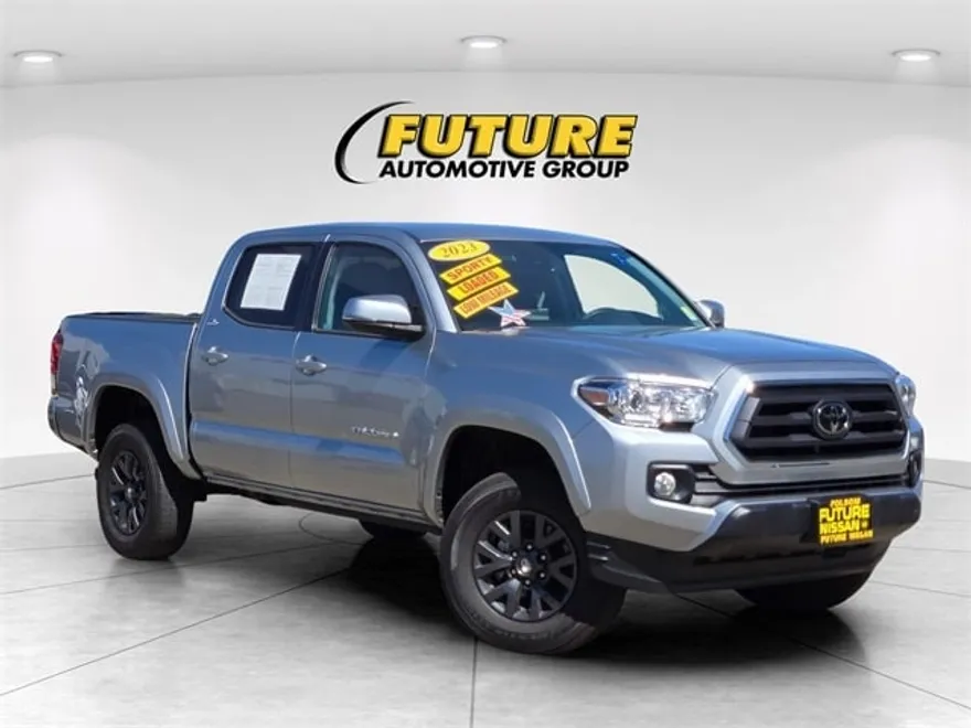 2023 Toyota Tacoma SR5 V6 photo 1