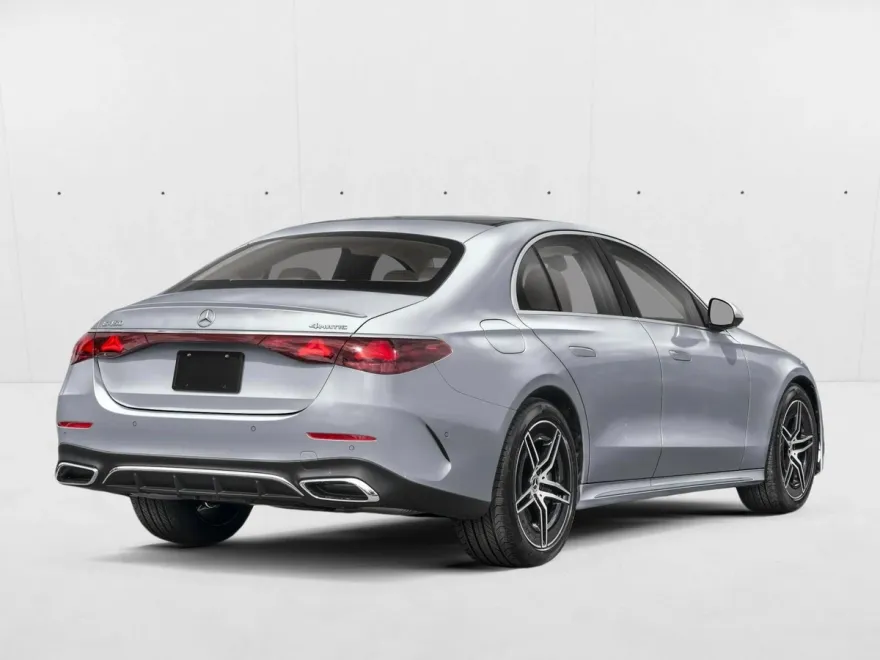 2026 Mercedes Benz E 450 4MATIC photo 1