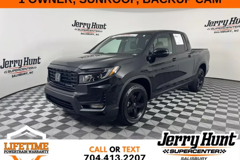 2023 Honda Ridgeline Black Edition photo 1