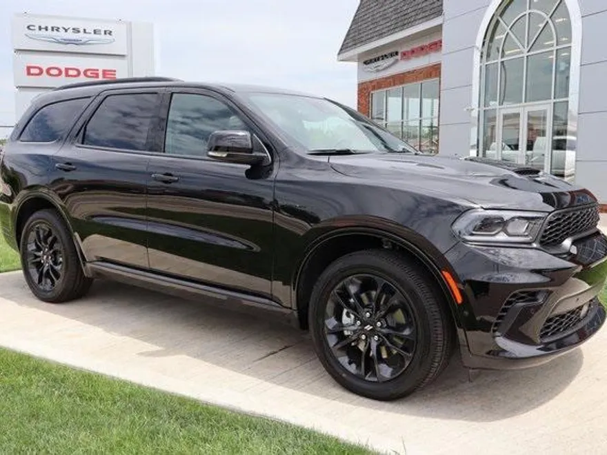 2025 Dodge Durango R/T Plus photo 1