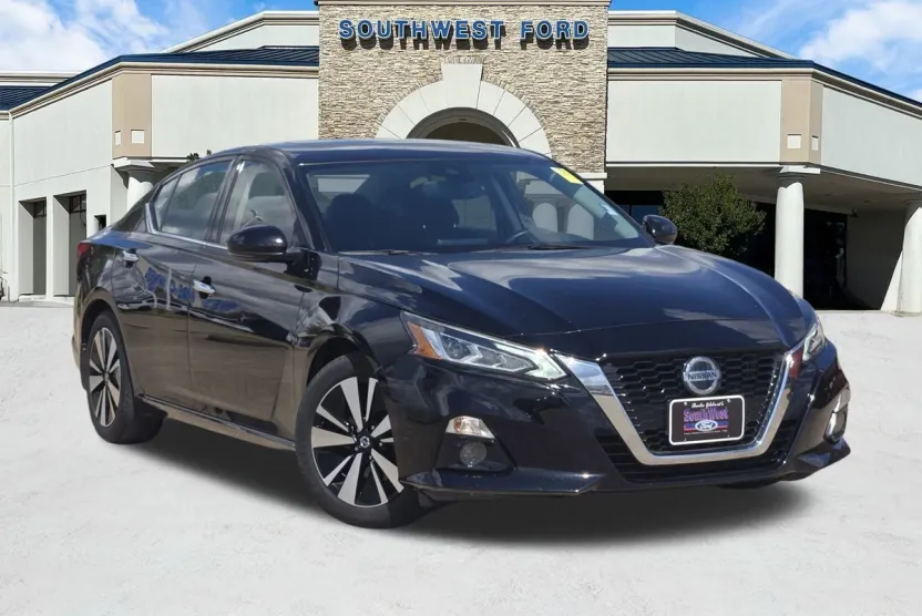2019 Nissan Altima 2.5 SV photo 1