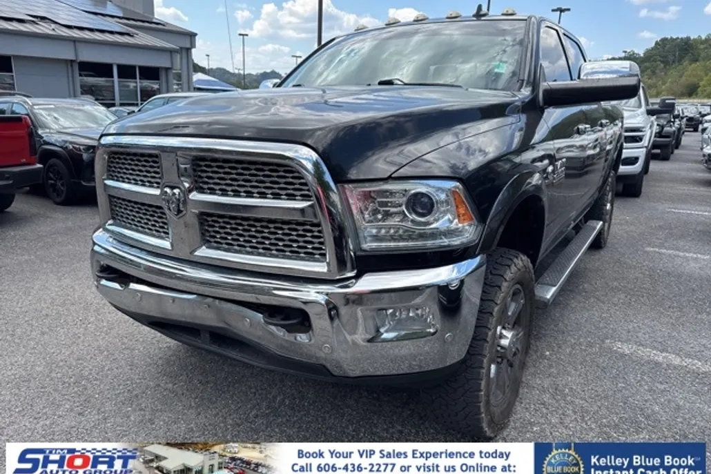 2016 Ram 2500 Laramie photo 1