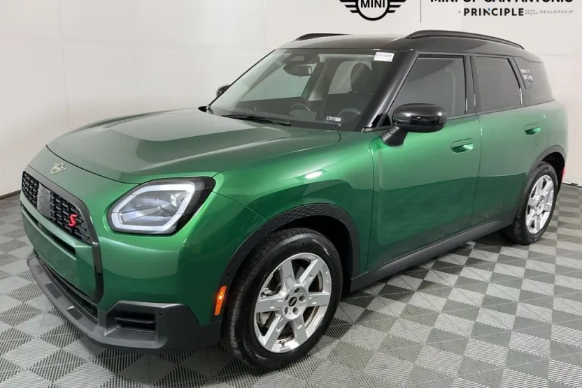 2025 Mini Cooper Base photo 1
