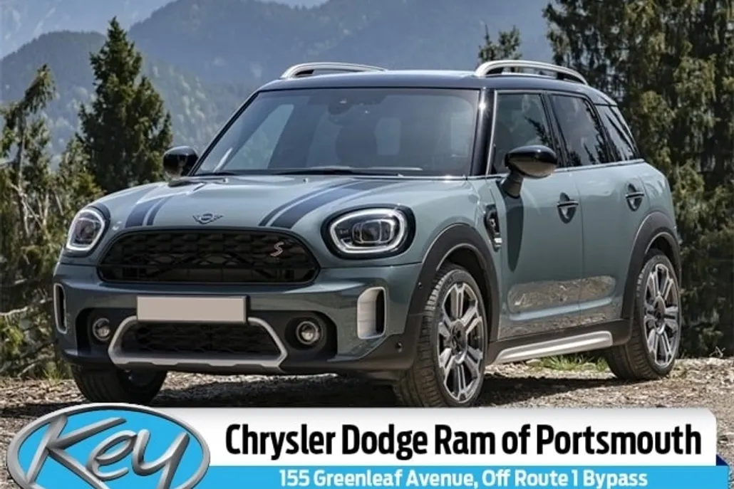 2023 Mini Countryman S ALL4 photo 1