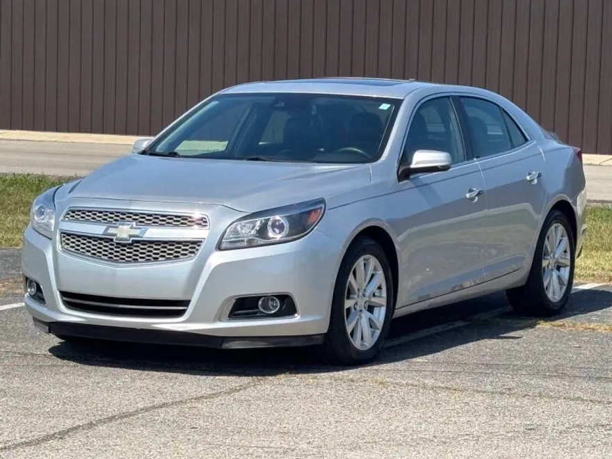 2013 Chevrolet Malibu LTZ photo 1