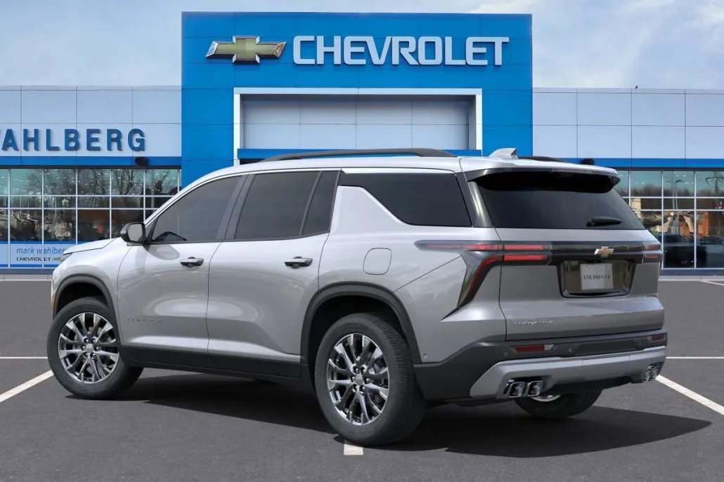 2025 Chevrolet Traverse 1LT photo 1