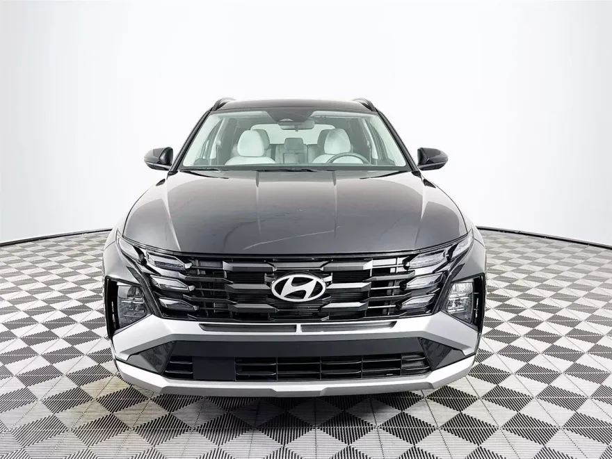 2025 Hyundai Tucson SEL photo 1