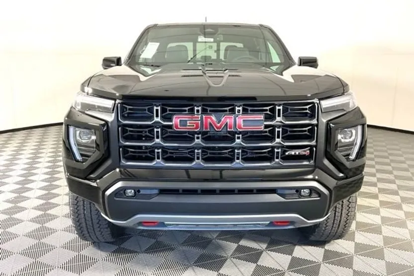 2025 Gmc Canyon AT4 photo 1