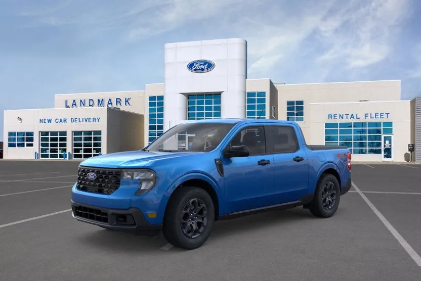 2025 Ford Maverick XLT photo 1