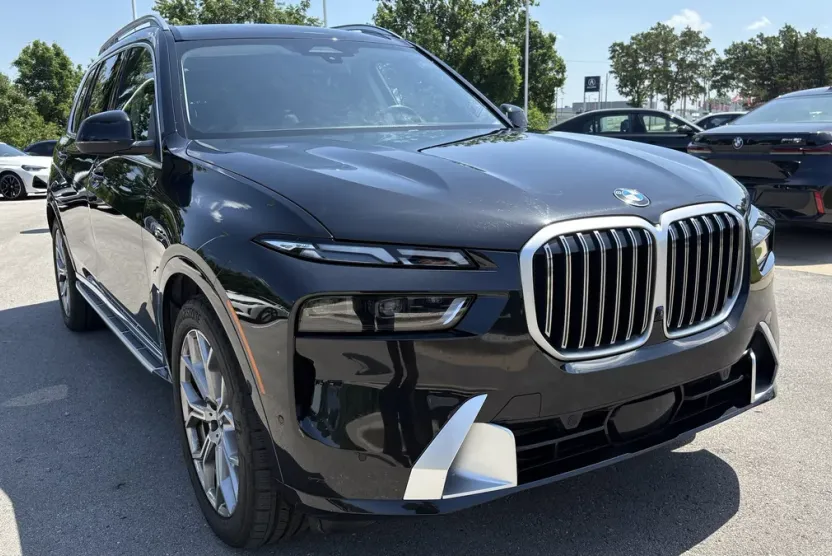 2024 Bmw X7 xDrive40i photo 1