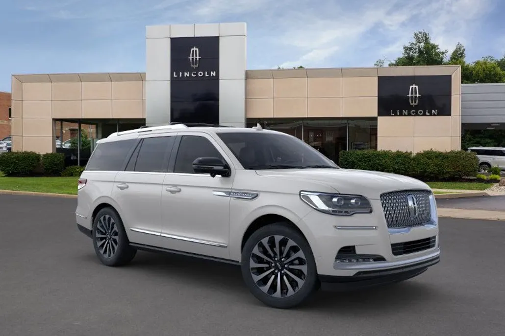 2023 Lincoln Navigator Reserve photo 1