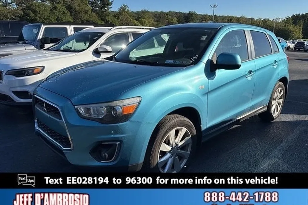 2014 Mitsubishi Outlander Sport ES photo 1