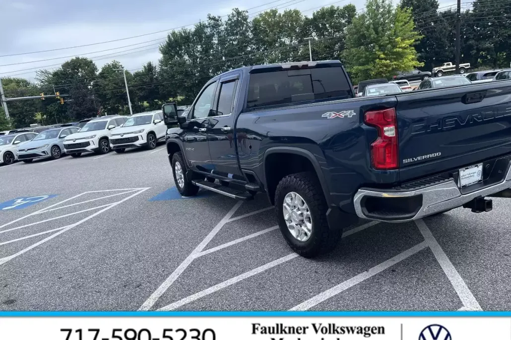 2020 Chevrolet Silverado 2500HD LTZ photo 1