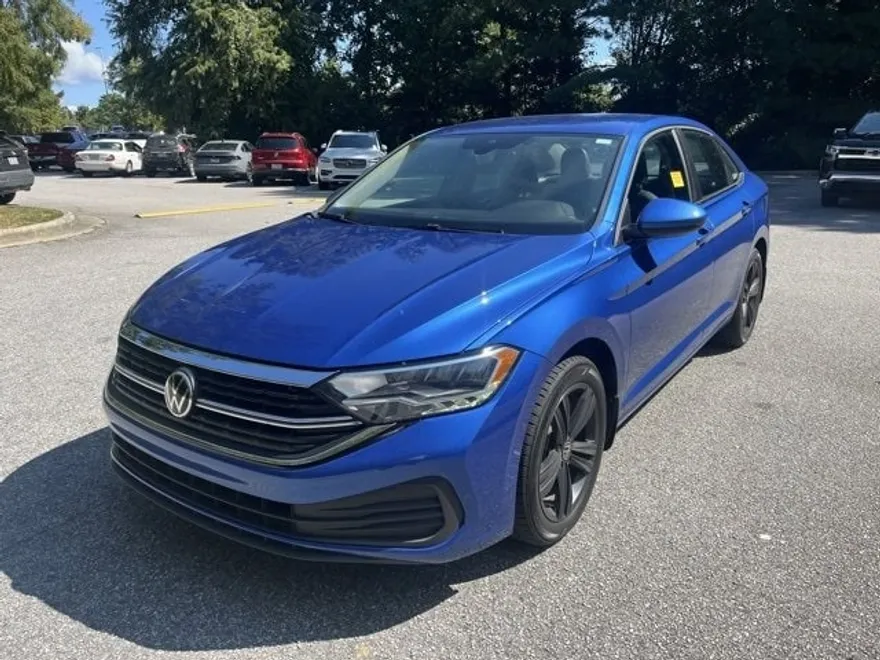 2022 Volkswagen Jetta SE photo 1