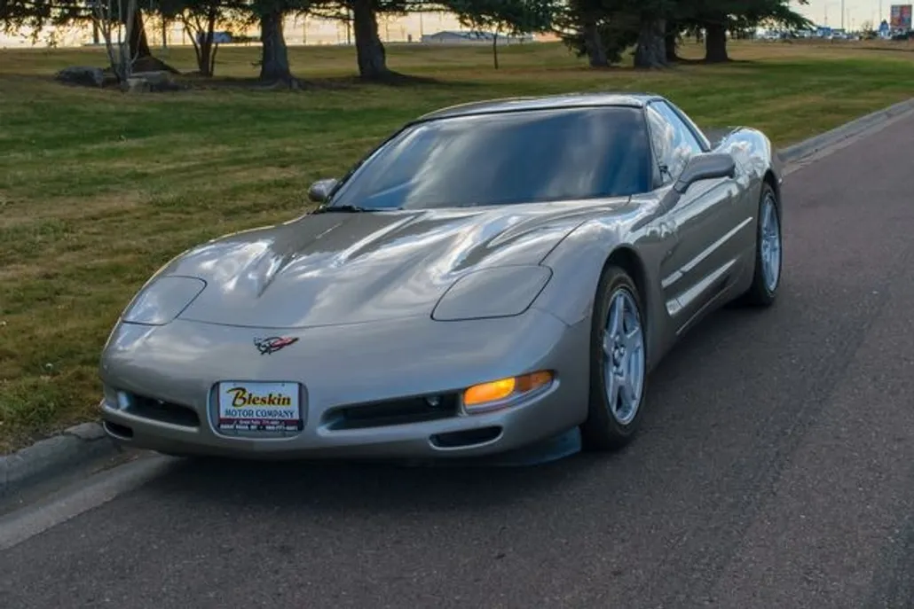 1998 Chevrolet Corvette Base photo 1
