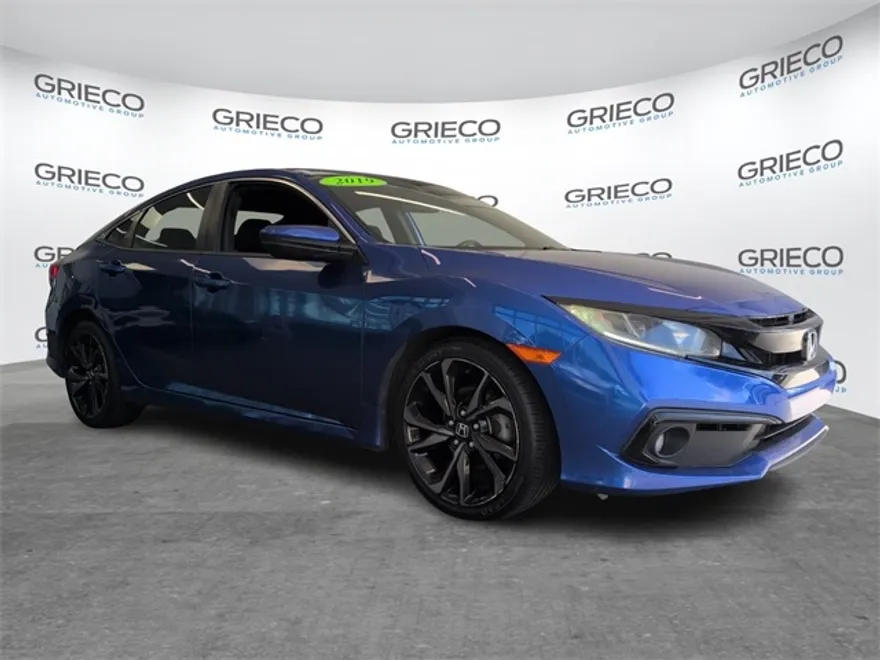 2019 Honda Civic Sport photo 1