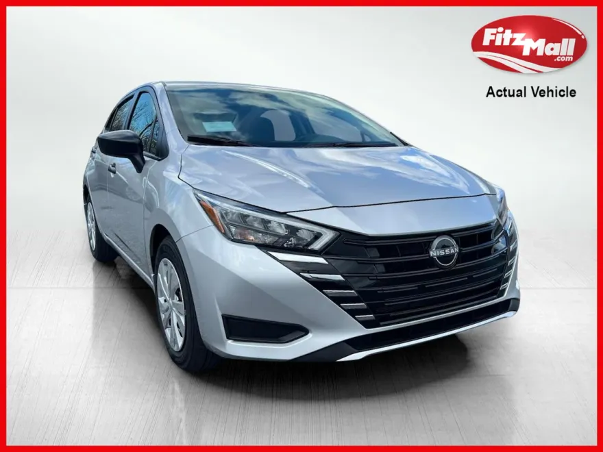 2025 Nissan Versa 1.6 S photo 1