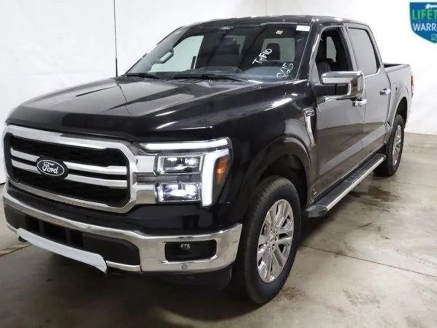 2025 Ford F-150 Lariat photo 1