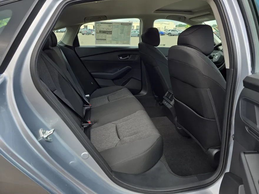 2025 Honda Accord SE photo 1