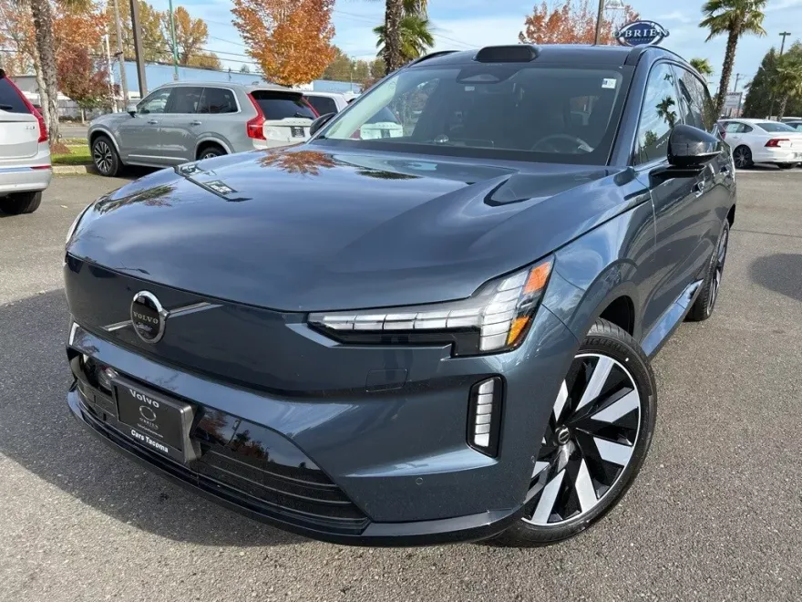 2025 Volvo EX90 Twin Motor Performance Ultra photo 1