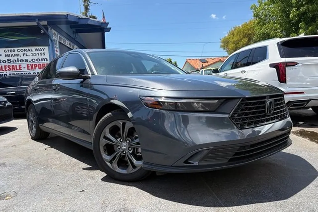 2023 Honda Accord EX photo 1