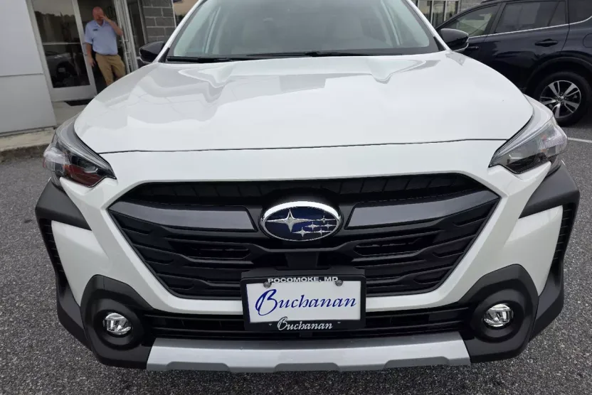 2025 Subaru Outback Limited photo 1