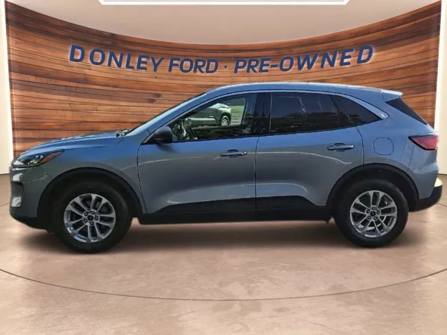 2022 Ford Escape SE photo 1